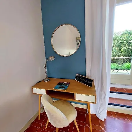 Chbre Tamara Du Chateau Avec Piscine Quarto em Acomodações Particulares *