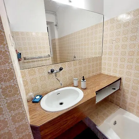 Quarto em Acomodações Particulares Chbre Tamara Du Chateau Avec Piscine *